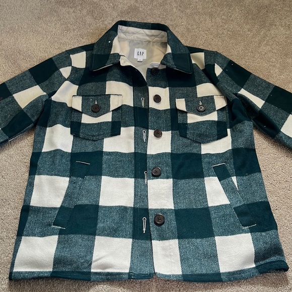 Gap Shacket - Picture 1 of 5